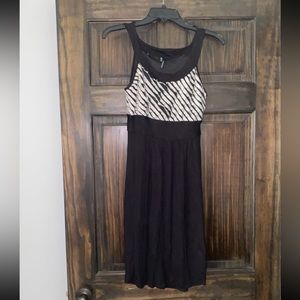 XS Maurices Dress
